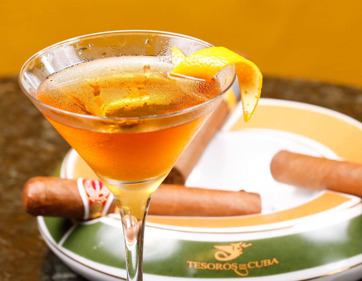 Tem 12 novos drinks clássicos e autorais no Tesoros de Cuba
