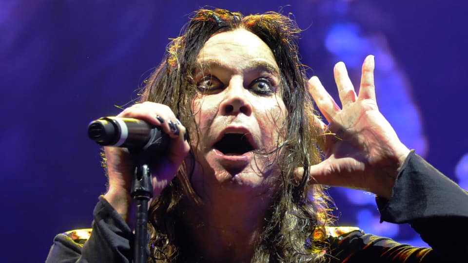 Ozzy Osbourne revela sofrer da doença de Parkinson