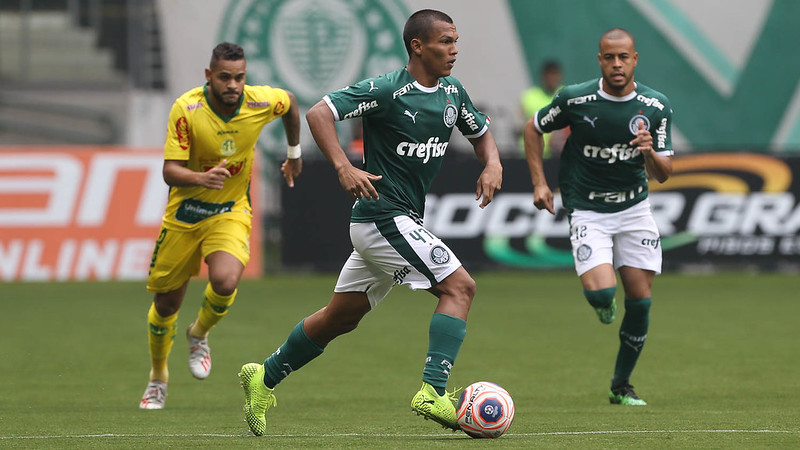 Palmeiras vira contra o Mirassol na estreia do gramado sintético do Allianz Parque