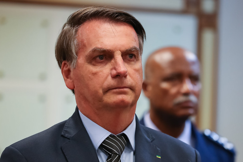Bolsonaro rebate críticas após ataque a repórter: democracia nunca esteve tão forte