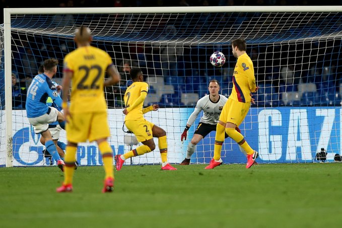 Mertens abriu o placar pelo Napoli contra o Barcelona. (Divulgação / Champions League)