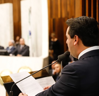 Governado do Estado, Ratinho Junior, participa da abertura dos trabalhos na Assembleia Legislativa. Foto Governo do Estado (AEN)