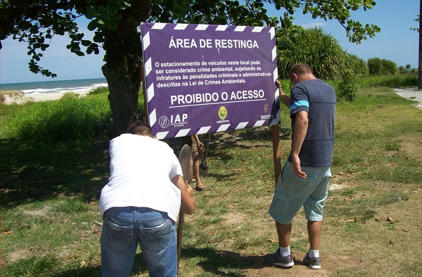 Governo do Paraná revoga decreto que permitia poda da restinga no Litoral