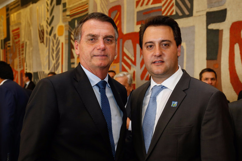 Ratinho Junior não assina carta de governadores que critica Bolsonaro