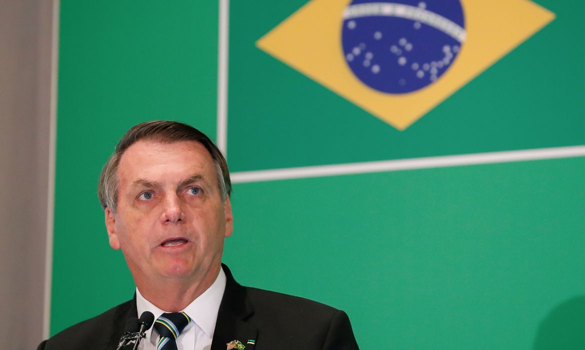 PDT entra com ação exigindo quarentena para Jair Bolsonaro