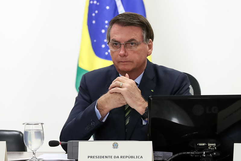 Bolsonaro tira do contexto fala de diretor da OMS para defender o fim do isolamento