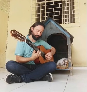 Projeto Crie em Casa estimula músicos curitibanos durante isolamento social