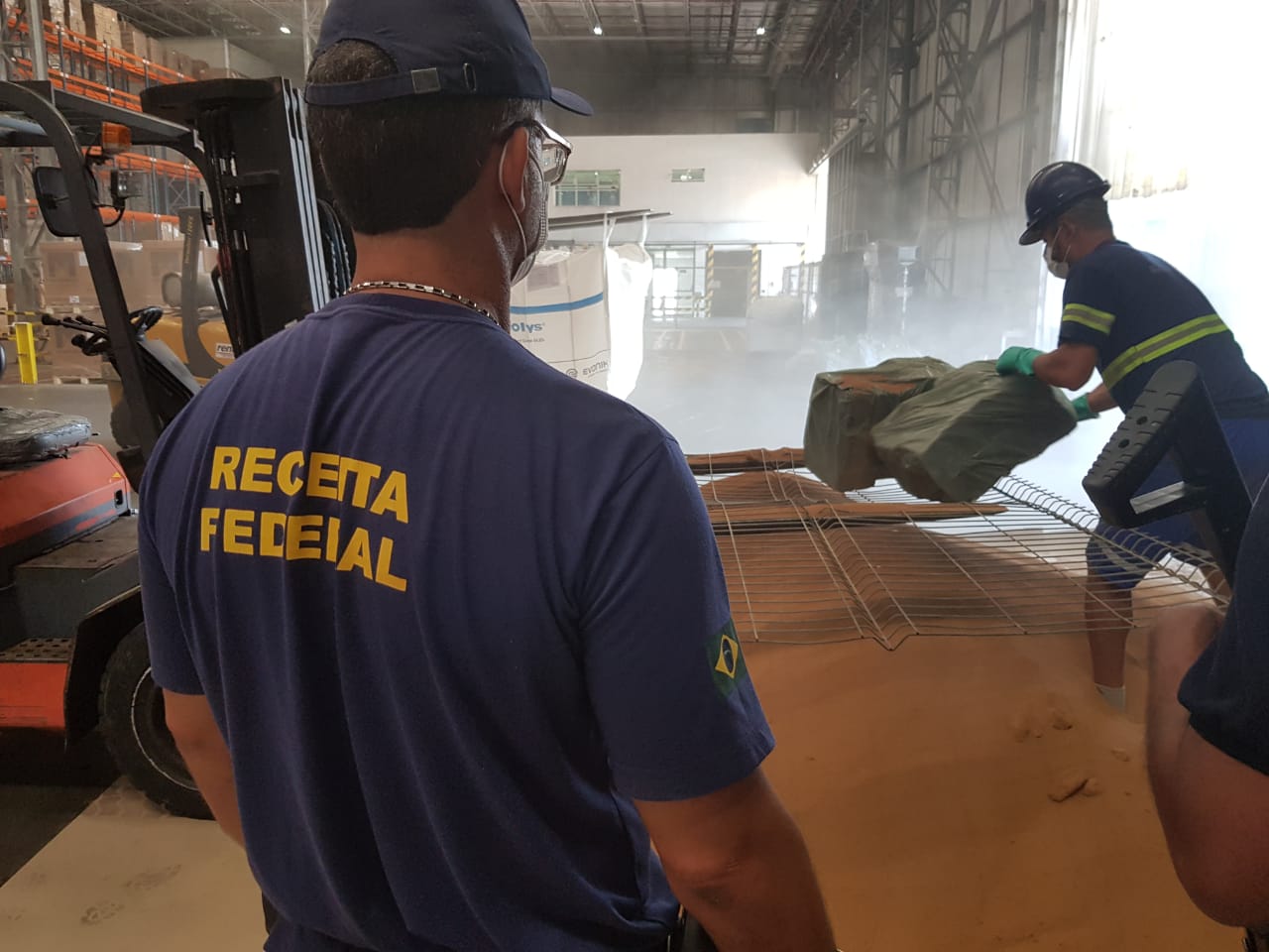 Cocaína no Porto de Paranaguá: na 10ª apreensão de 2020, RF encontra 550 kg