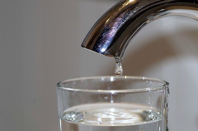 Racionamento: Consumo de água cai 14% na Grande Curitiba