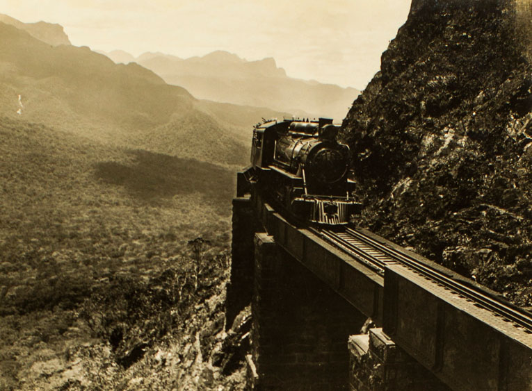 A construção da Ferrovia da Serra do Mar no século dezenove