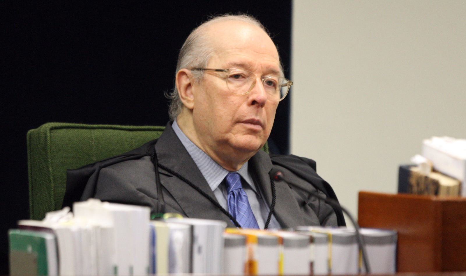 Celso de Mello prorroga por mais 30 dias inquérito sobre interferência de Bolsonaro na PF
