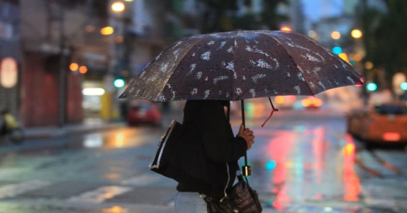 Curitiba não deve registrar neve em sexta-feira fria e chuvosa, diz Simepar