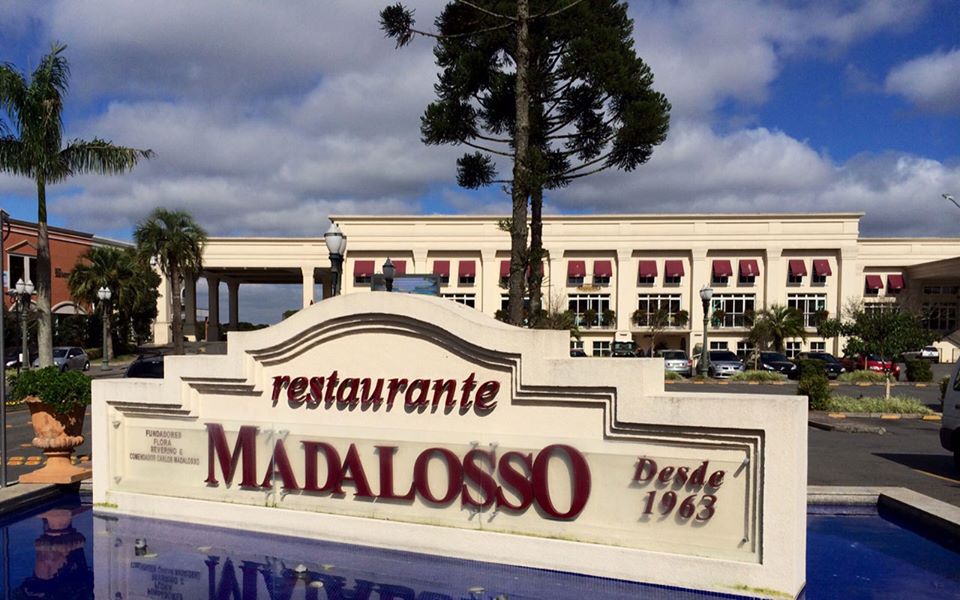 Rafael Greca anuncia reabertura do Restaurante Madalosso com público reduzido