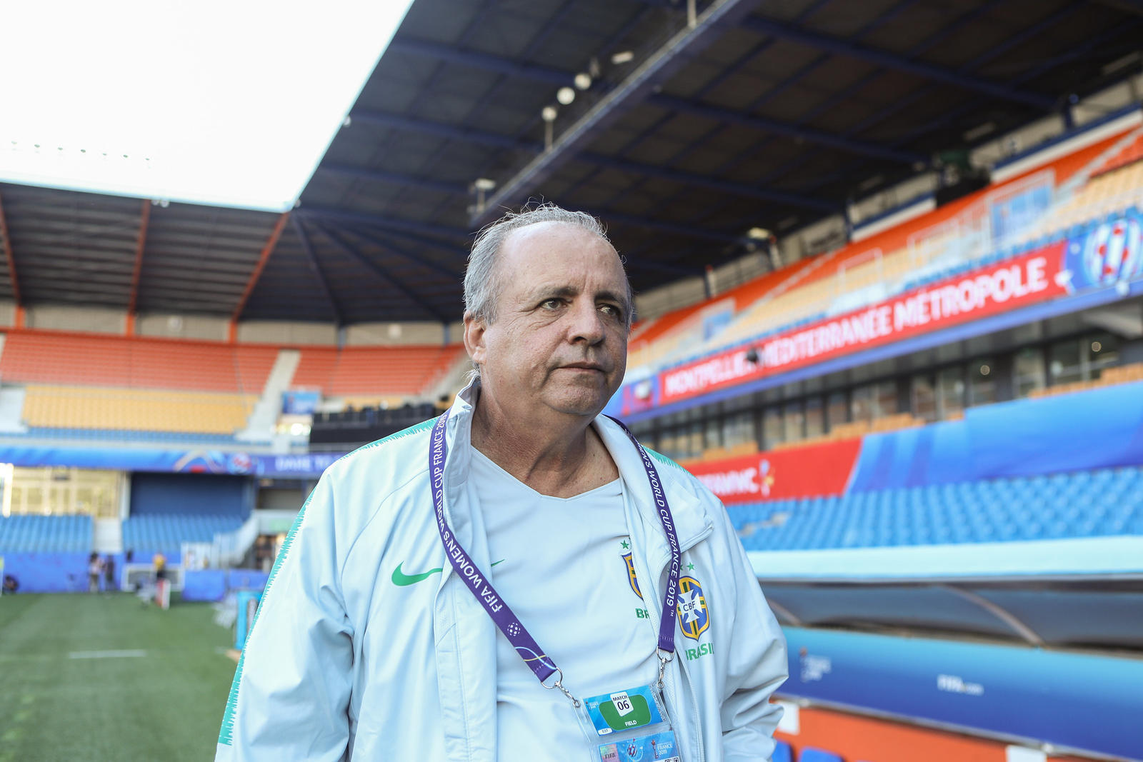 Vadão, ex-técnico da seleção brasileira feminina, morre por câncer aos 63 anos