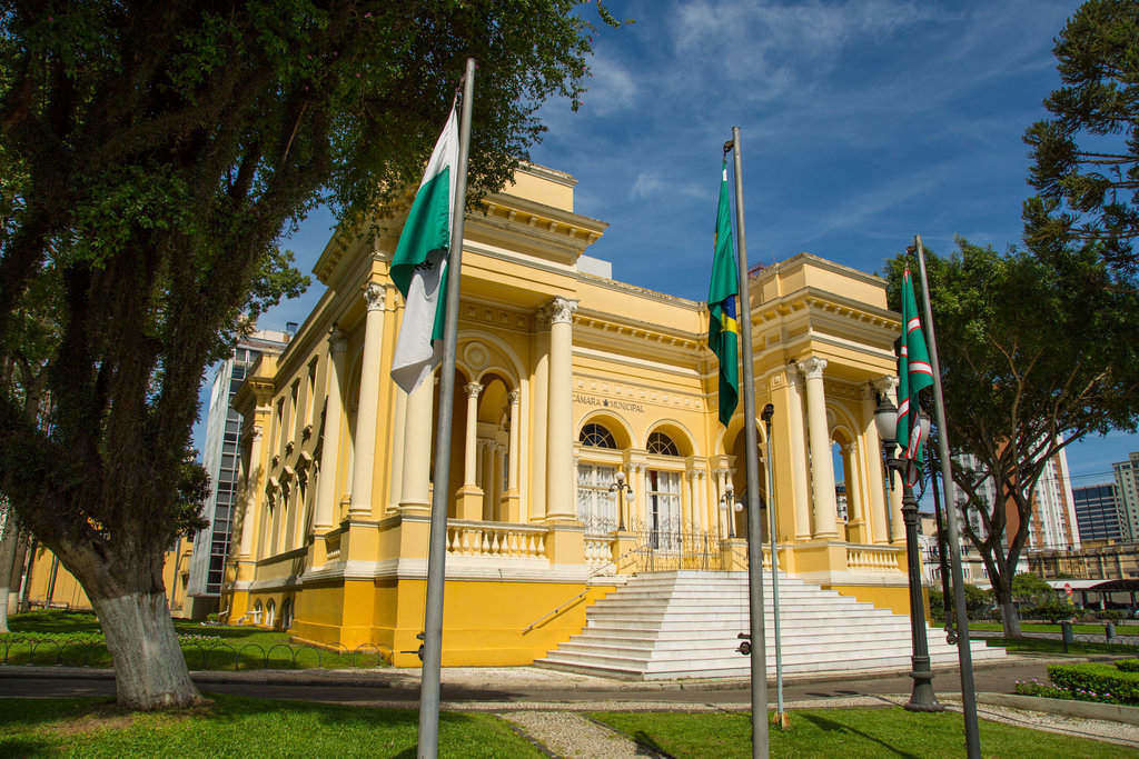 Câmara Municipal de Curitiba tem renovação de 47% dos vereadores; veja lista