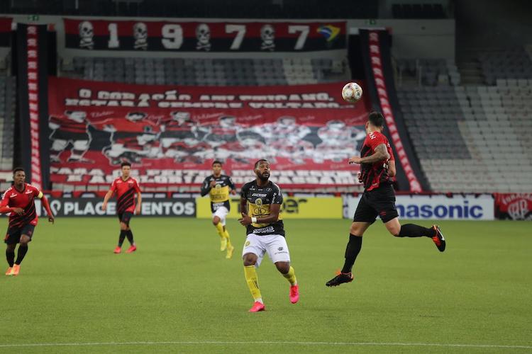 Athletico goleia FC Cascavel e encaminha vaga à final do Paranaense