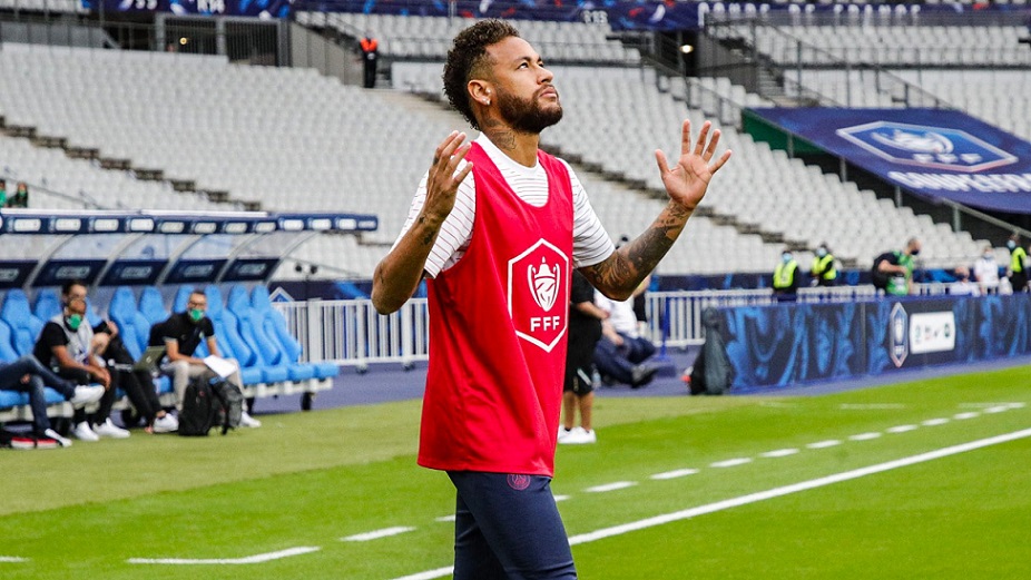 Neymar marca e PSG bate Saint-Étienne pelo título da Copa da França