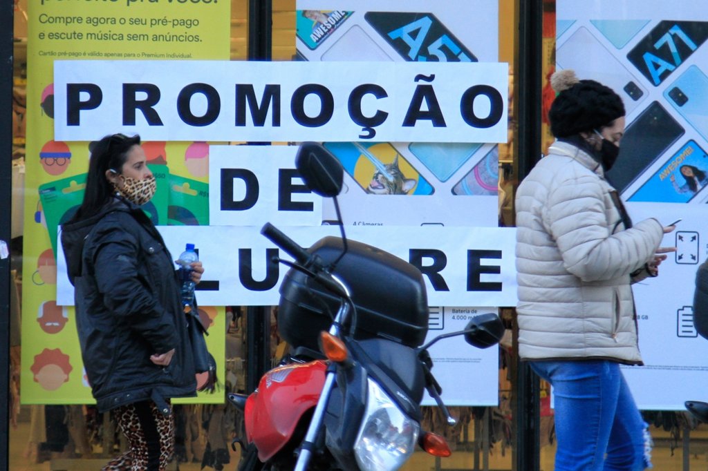 Alvará de empresas impactadas pela Covid-19 pode ser prorrogado em Curitiba