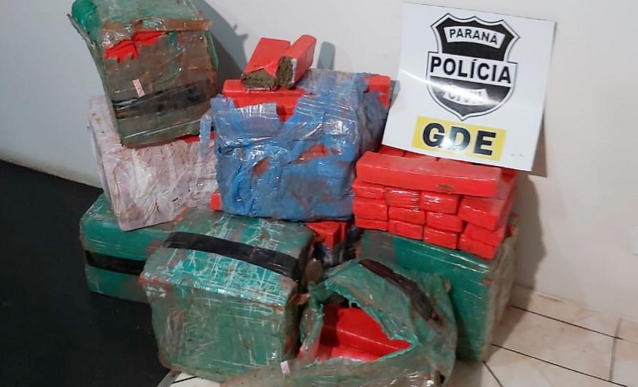 Pai e filho são presos com 180 kg de maconha em Foz do Iguaçu