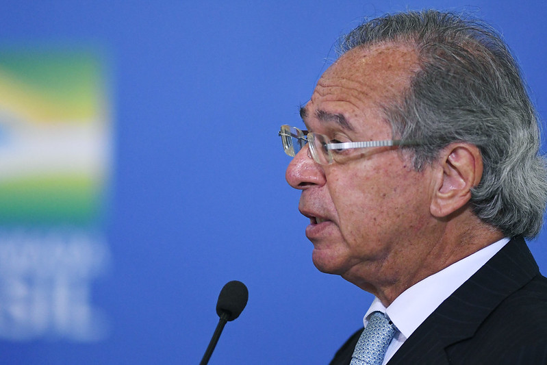 Para o Renda Brasil chegar a R$ 300 governo cortará deduções do Imposto de Renda