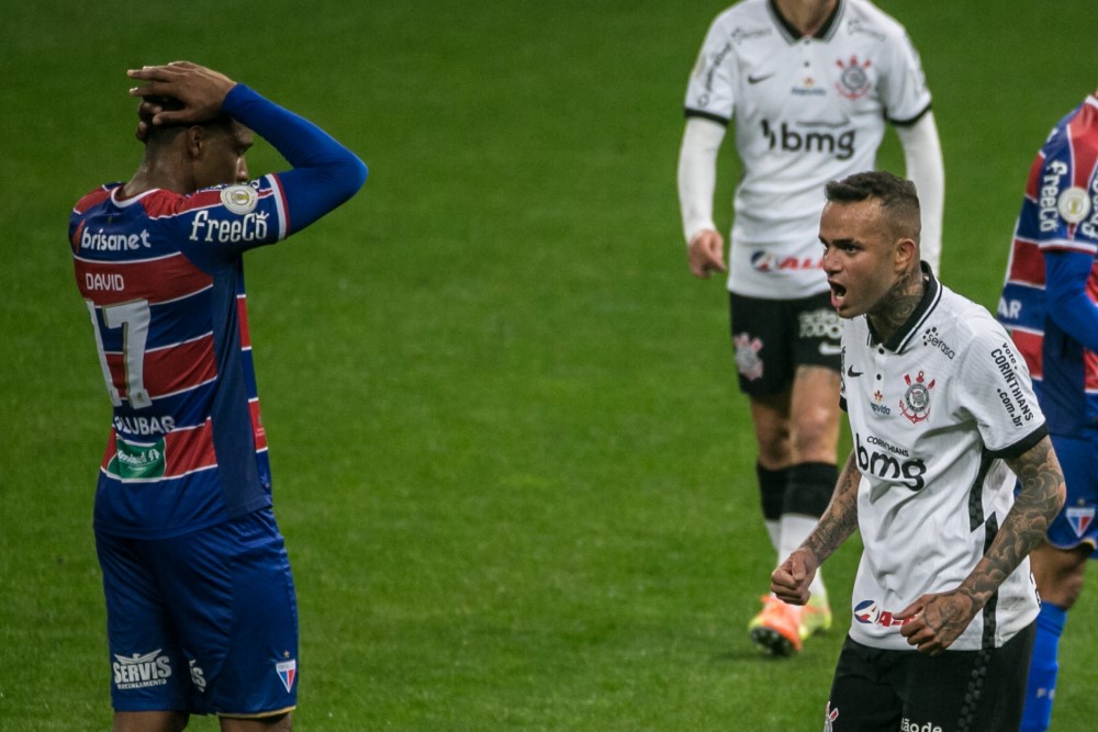 Corinthians empata com Fortaleza com belo gol de Luan