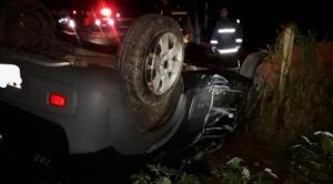 Acidente na PR-552: jovem morre após carro capotar em Mandaguaçu