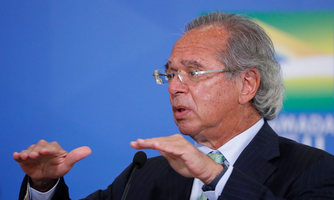 Bolsa volta a subir se aprovar reforma do IR e limitação de precatórios, diz Guedes