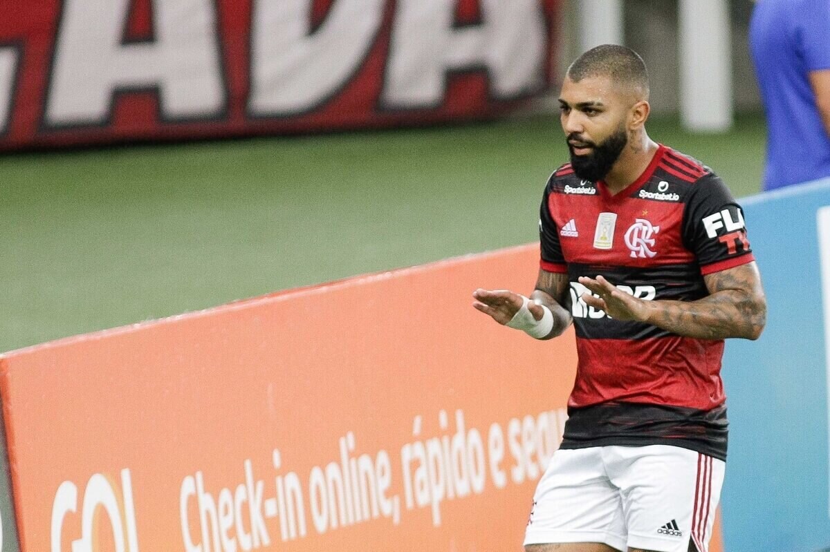 Flamengo vence o Fortaleza com Gabigol decisivo e se torna vice-líder do Brasileirão