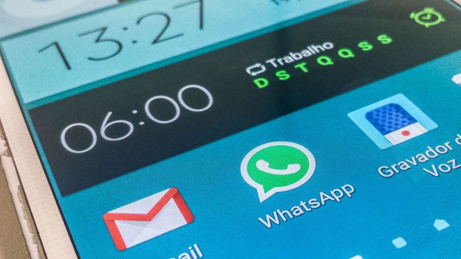 Presidente do BC diz que deve autorizar pagamentos pelo Whatsapp