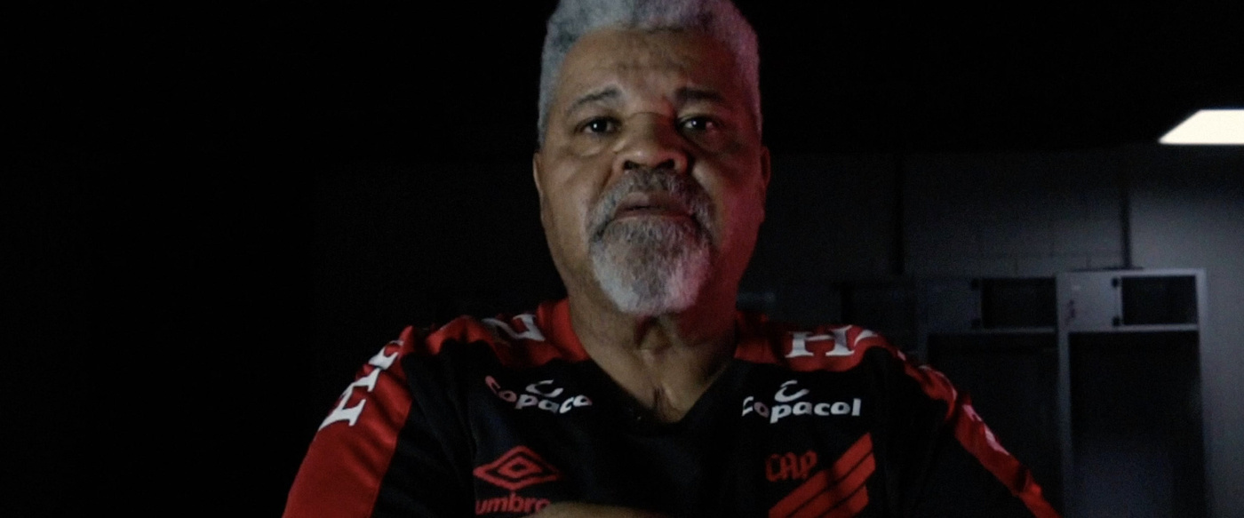 Ícone athleticano, Bolinha se aposenta após 27 anos de serviços ao Athletico