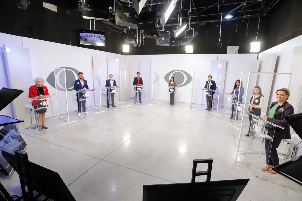Segundo debate dos candidatos a prefeito de Curitiba; veja o resumo das discussões na Band