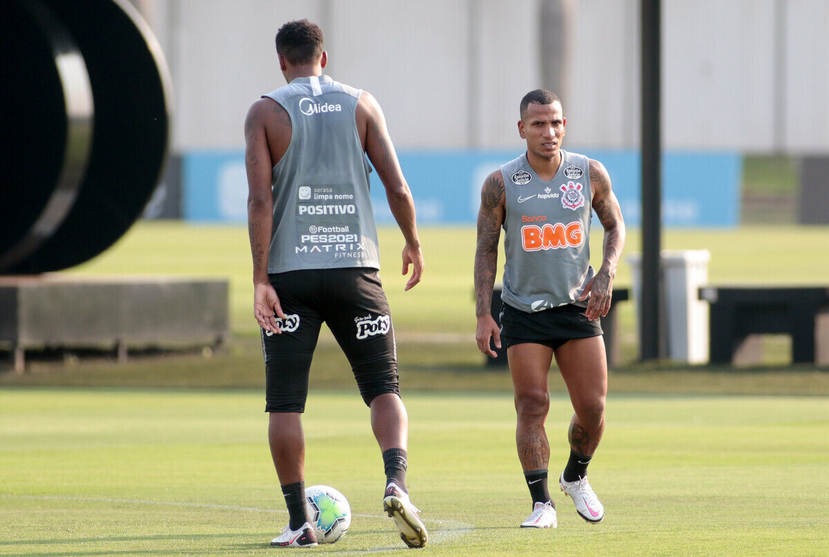 Corinthians tem Otero no time titular contra o Bragantino; veja onde assistir ao vivo