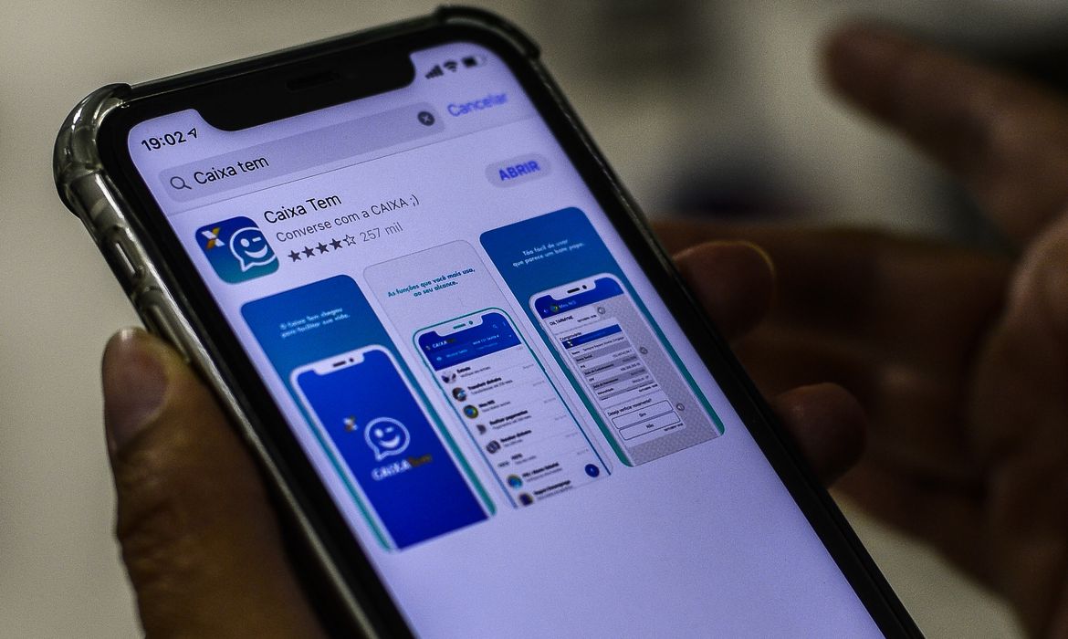 Caixa lança modalidade de empréstimo via celular de R$ 300 a R$ 1.000