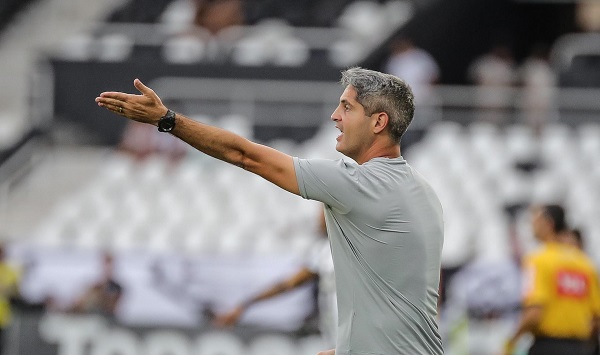 Rodrigo Santana, ex-Atlético-MG, é novo técnico do Coritiba