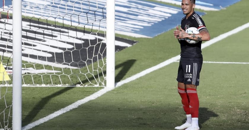 São Paulo empata com Vasco e perde chance de assumir liderança do Brasileiro