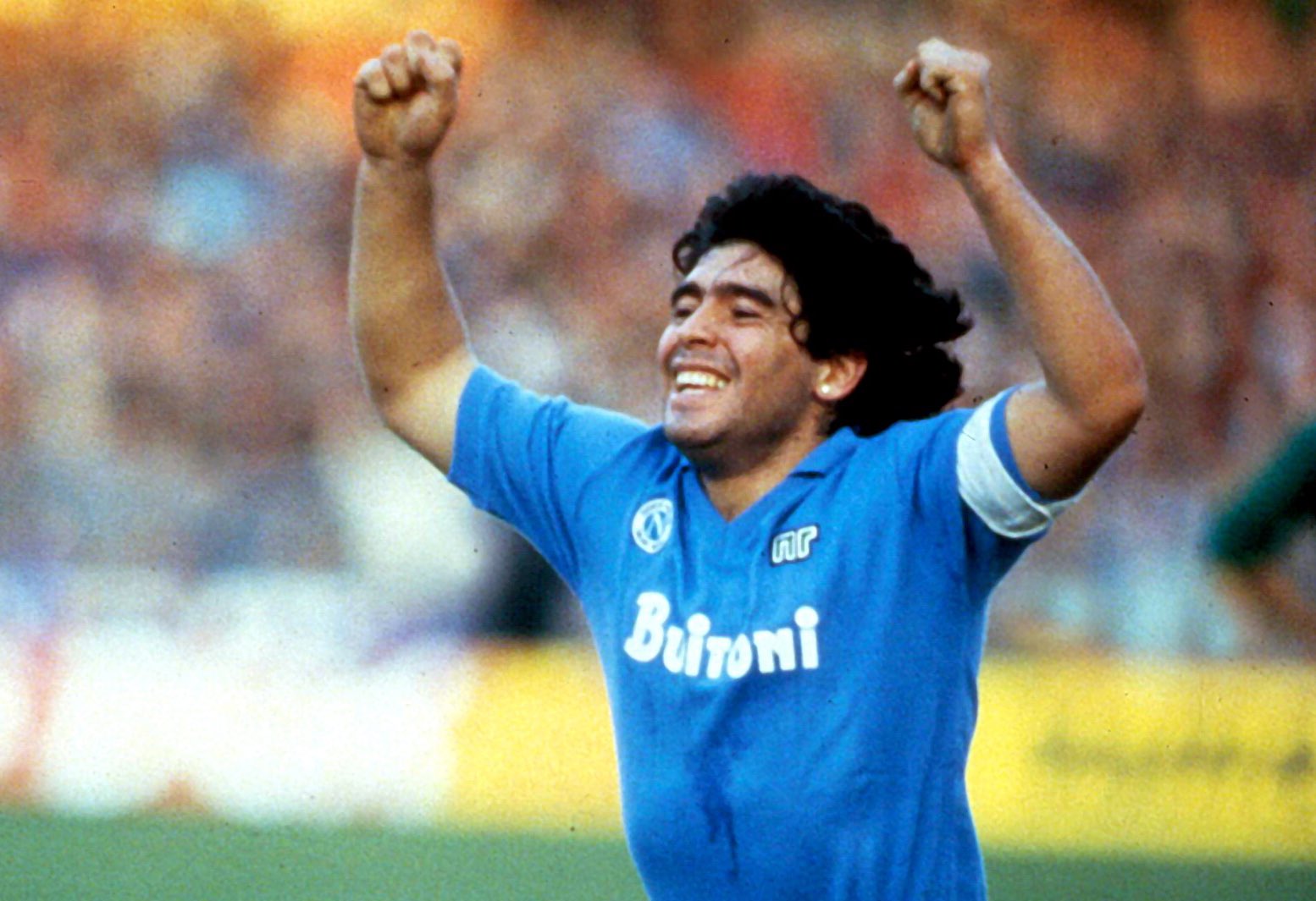 Maradona foi o maior de todos. Pelé, Messi e Cristiano Ronaldo são melhores