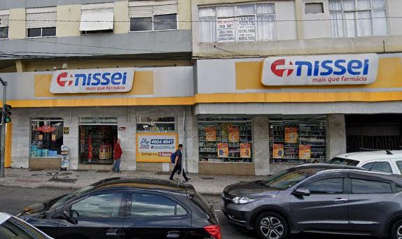 Rede de farmácias abre vagas de emprego em Curitiba e Região Metropolitana