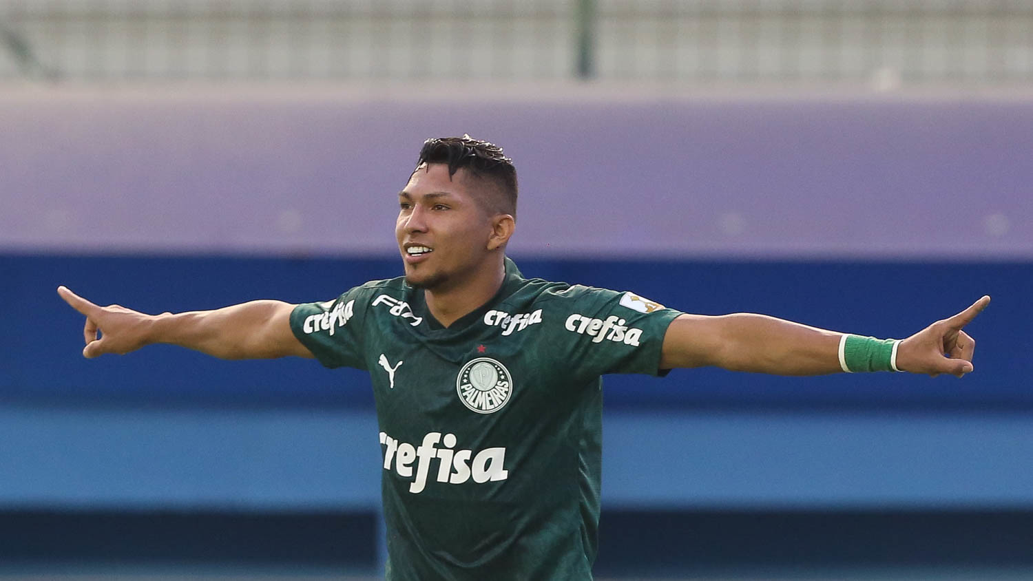 Palmeiras e Athletico divulgam escalações com novidades; veja onde assistir ao vivo