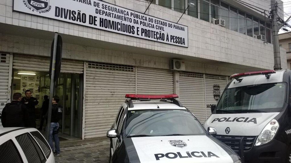 Funcionária de bar é indiciada por morte de médico em Curitiba