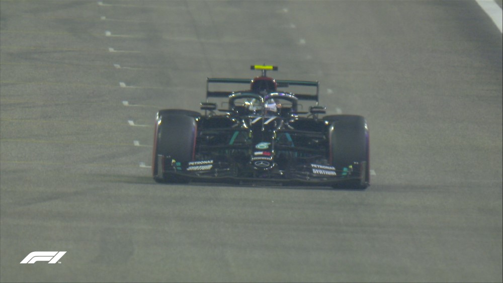Bottas faz pole position na ausência de Hamilton no GP de Sakhir
