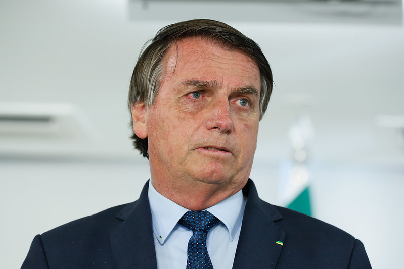 Se Brasil tiver voto eletrônico em 2022, vai ser a mesma coisa dos EUA, diz Bolsonaro
