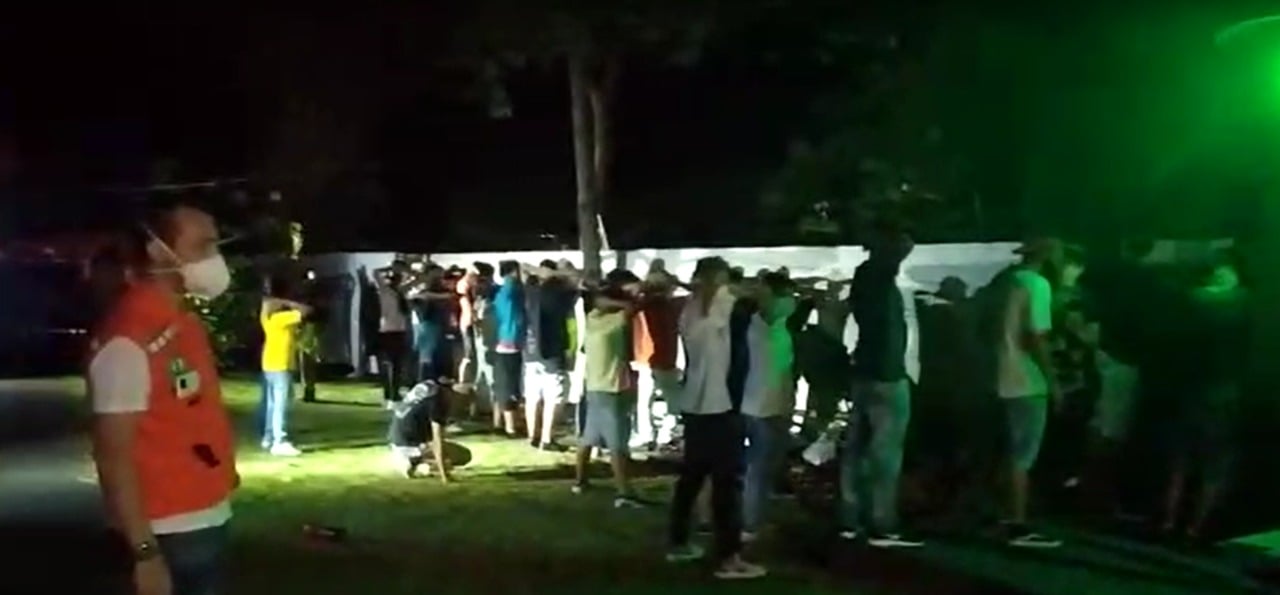 Festa clandestina com 400 jovens é interrompida em Foz do Iguaçu