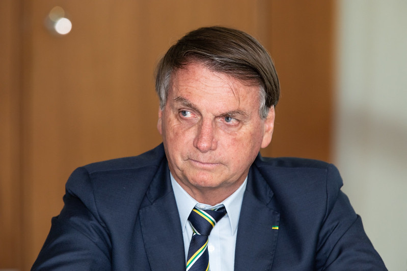 Senador Oriovisto critica erros de Bolsonaro e pede solução à pandemia