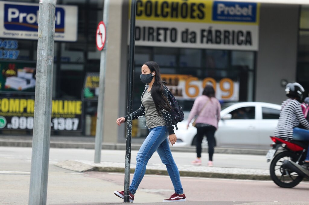 Curitiba registra aumento de 16 mortes e 644 casos de Covid-19