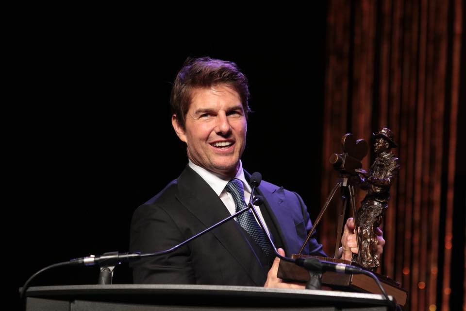 Tom Cruise grita com equipe do novo Missão Impossível por protocolo contra a Covid