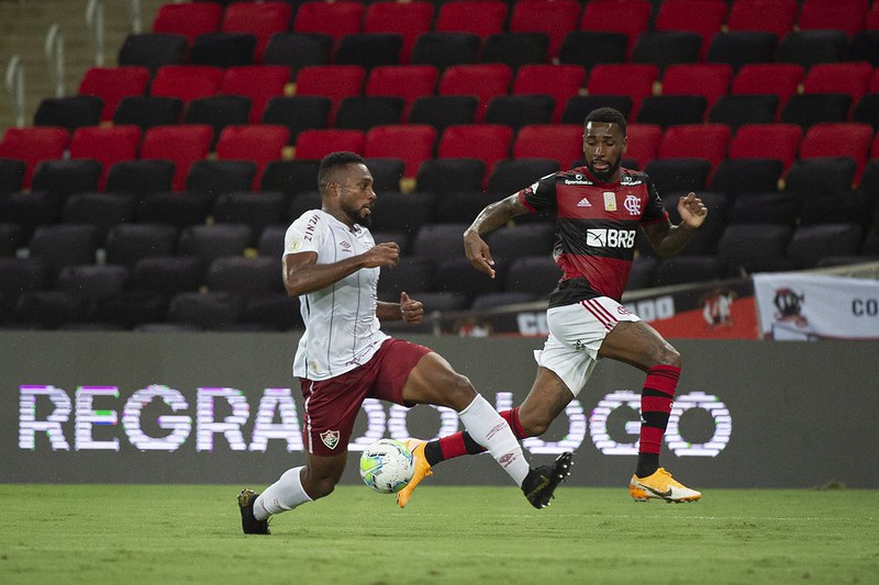 Flamengo toma virada do Fluminense e perde chance de encostar no São Paulo