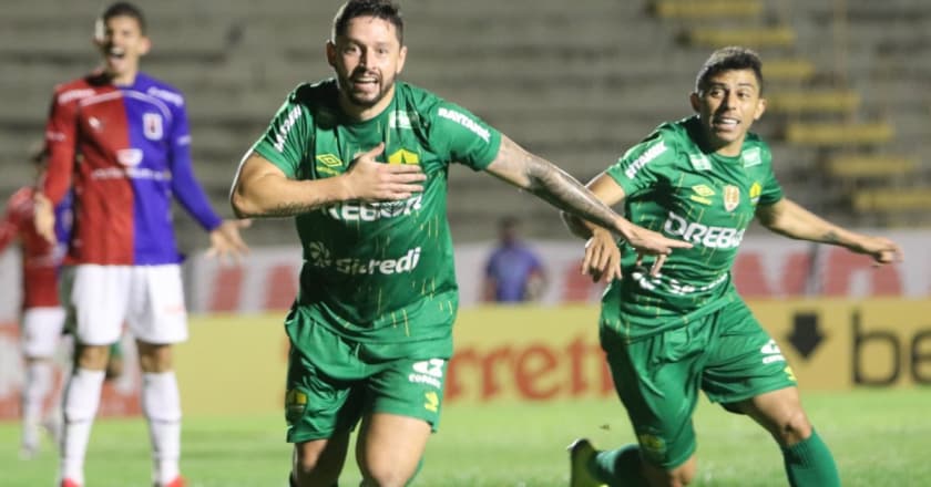 Paraná Clube perde do Cuiabá e fica em situação crítica na Série B