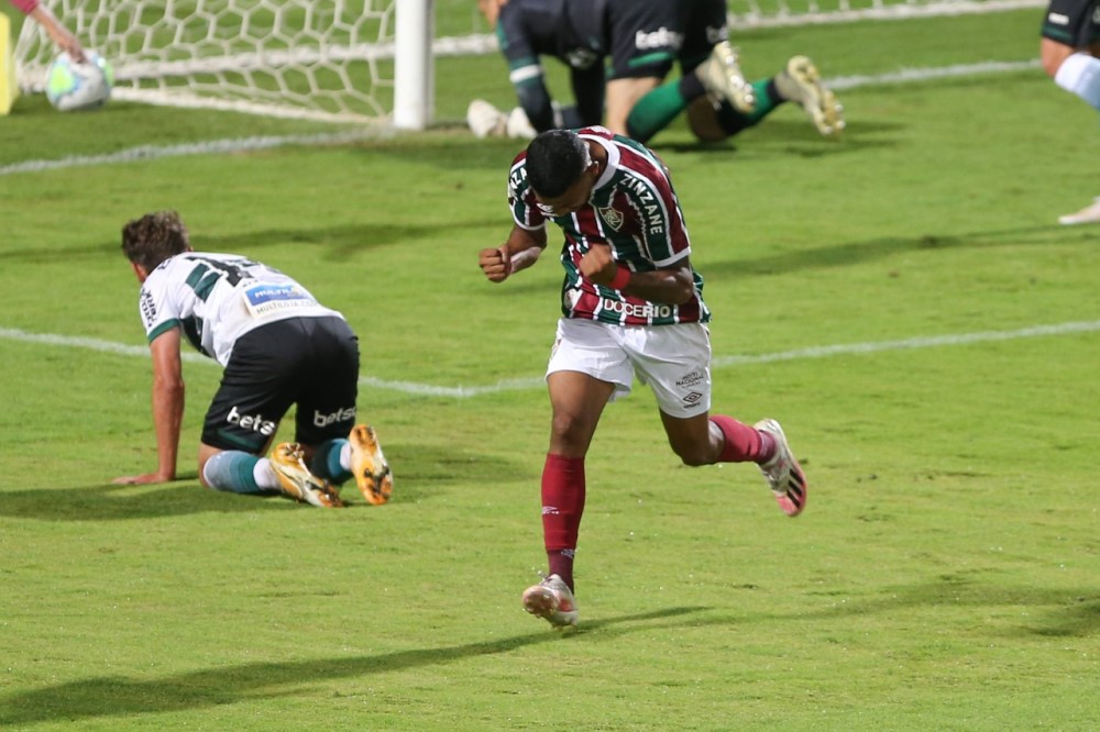 Coritiba cede empate ao Fluminense e fica em situação crítica na Série A