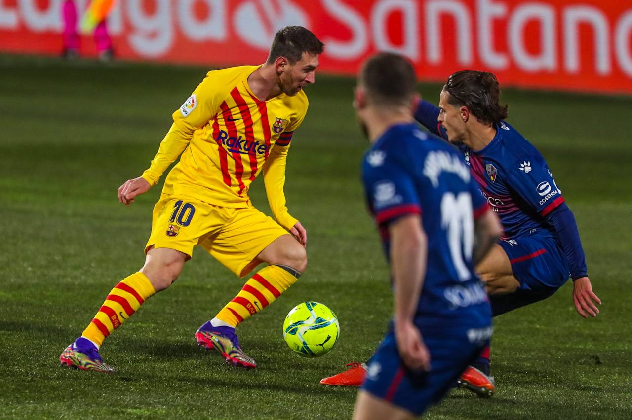 Barcelona vence lanterna Huesca e aumenta invencibilidade no Campeonato Espanhol