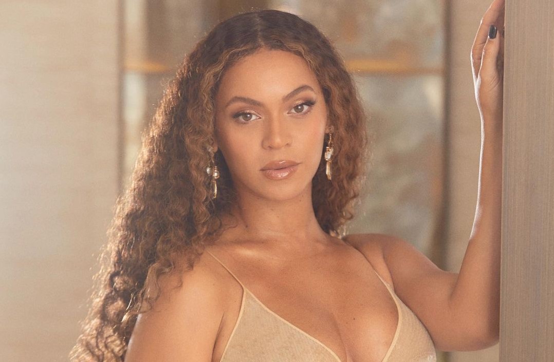 Record é acusada de racismo por associar Beyoncé com magia negra